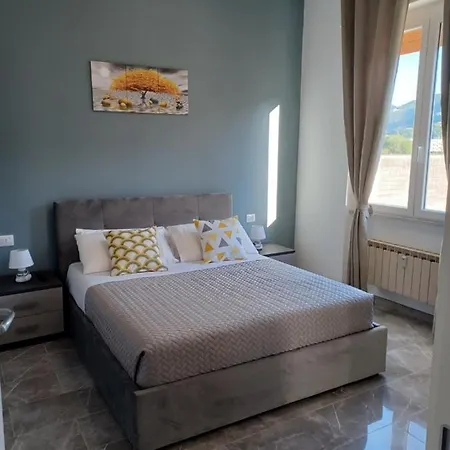 Adelina House Apartman La Spezia